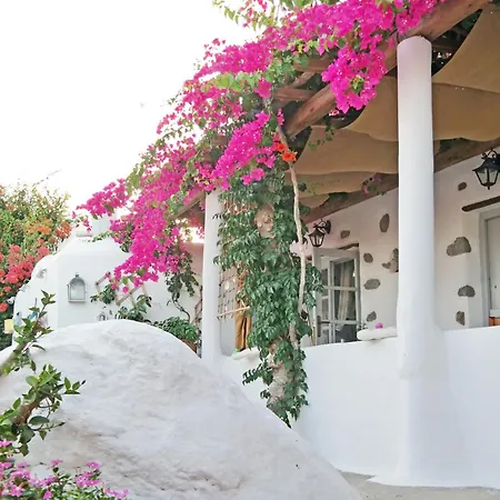 Sunrock Stelida (Naxos)