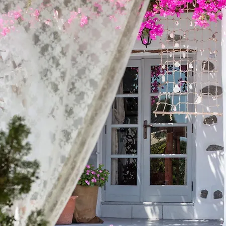 Sunrock Stelida (Naxos)